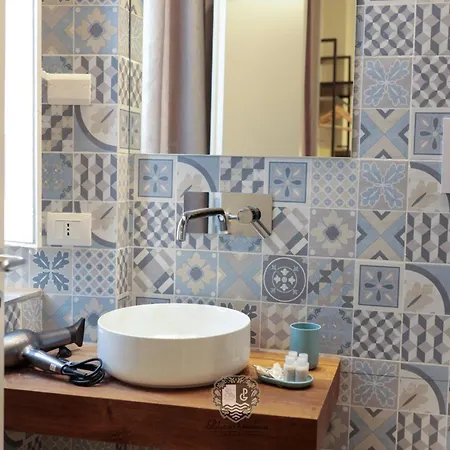 Palazzo Giudecca ゲストハウス レッジョ・ディ・カラブリア