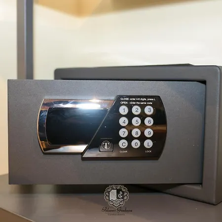 ゲストハウス Palazzo Giudecca 3*